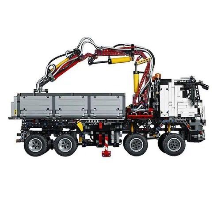 Mercedes-Benz Arocs — вантажівка з маніпулятором