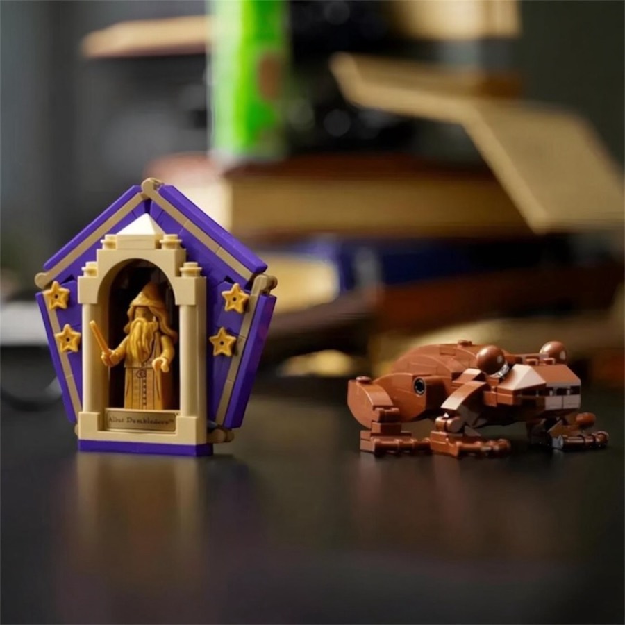 Harry Potter: Символи Гоґвортсу — колекція із совою Гедвіґою — фото 4 (жива коробка)